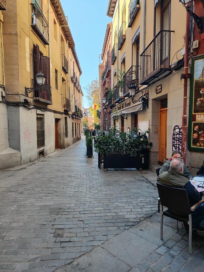 Habitacion Maravillosa En Apartamento Compartido Madrid Centro Eksteriør billede